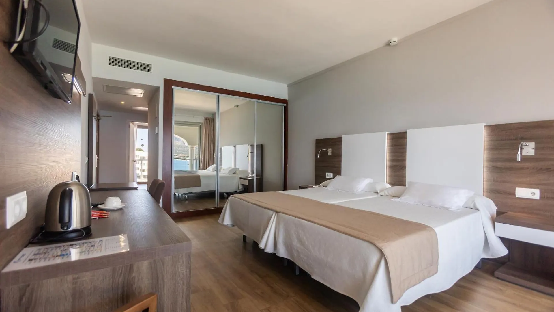 Seramar Hotel Comodoro Playa Palmanova España