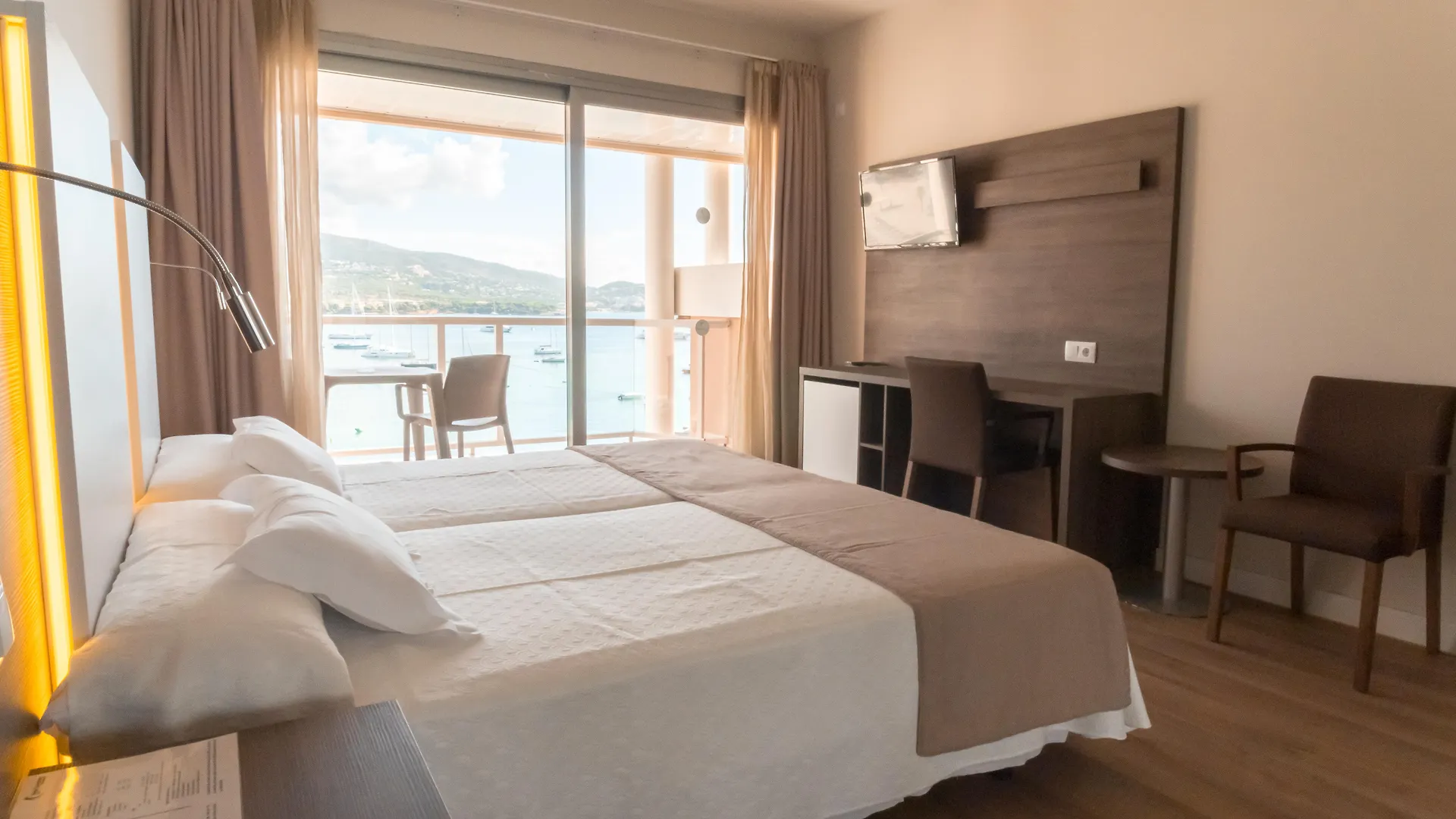 Seramar Hotel Comodoro Playa Palma Nova  Palma Nova (Mallorca)