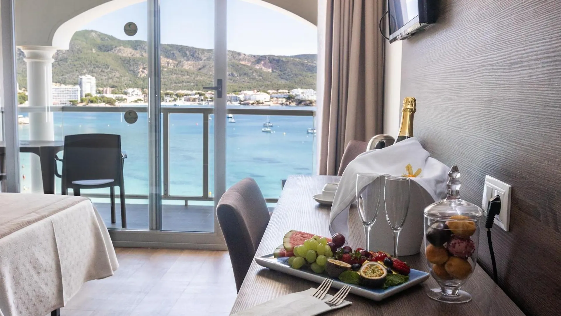 Seramar Hotel Comodoro Playa Palma Nova