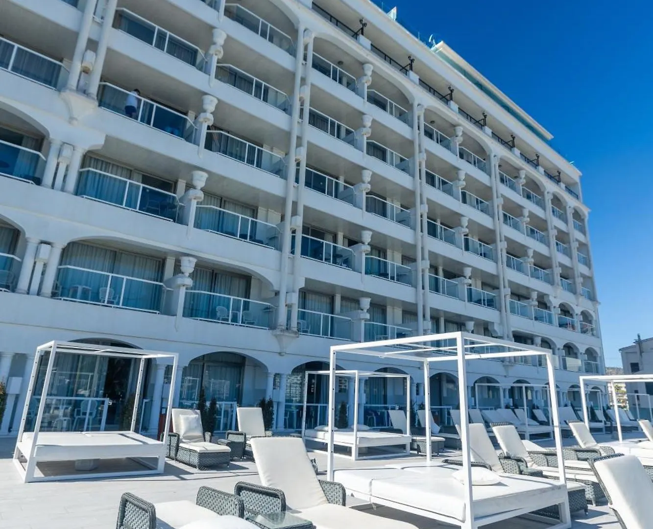Seramar Hotel Comodoro Playa Palmanova 4*,